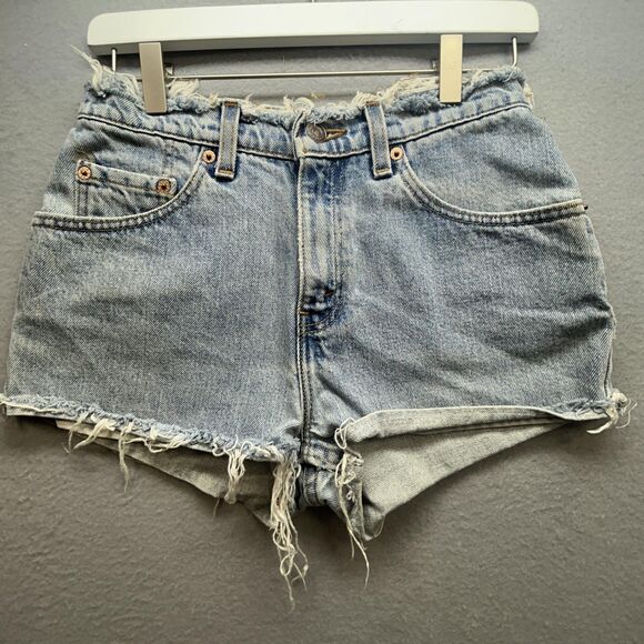 Vintage Levis Shorts Junior 7 517 Denim High Rise Waist 26 Cutoff Raw Hem 90's - Picture 1 of 14
